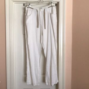 Chico’s White 100% washable linen pants.  Size 2.5